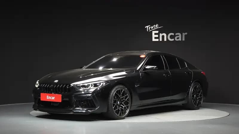 BMW M8